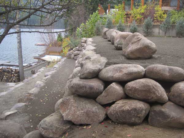 kamloops landscaping rock walls, xeriscaping